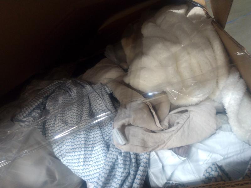 Luxury Department Store - Pallet of Returns Accessories