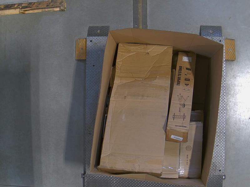 General Merchandise-  WALL MOUNT, FLOOR LAMP, VINYL CHAIR - MSRP $5,724