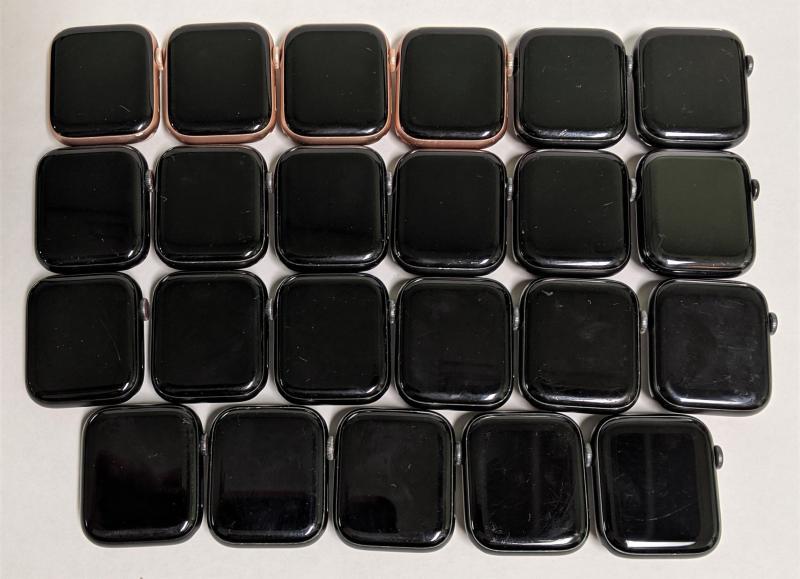 Apple Watch Series 5, 40-44mm, 32GB, w/ Bands, 16 Units, MSRP $8,000
