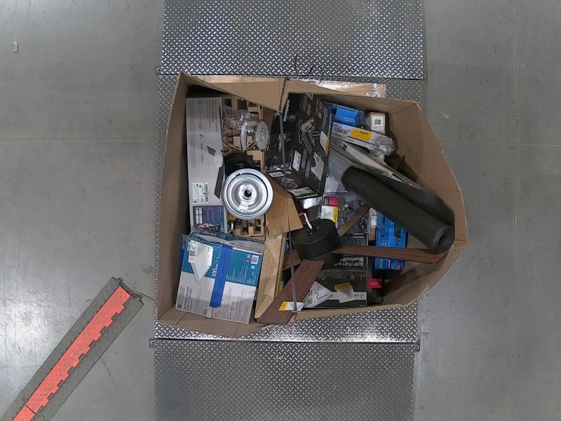 Titan ControlMax 1900 Pro Electric Airless Paint Sprayer, Metabo HPT 2in 16-Gauge Flooring Nailer - MSRP $3,051