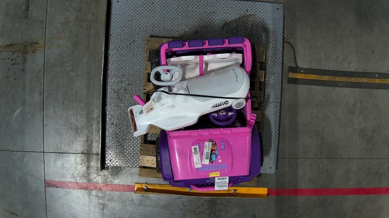 Power Wheels YOUTH E SCOOTER - MSRP $599