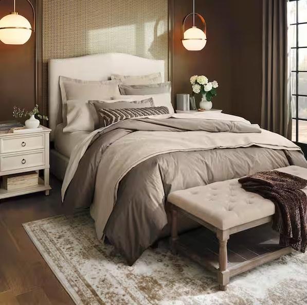 Lighting & Electrical - Progress Lighting, GMGSROM, JONATHAN Y, Flint Garden, Hampton Bay, MOKSILED - Est Retail $3,484