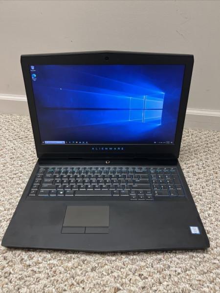 Alienware 17R4 Gaming Laptop - Windows 10