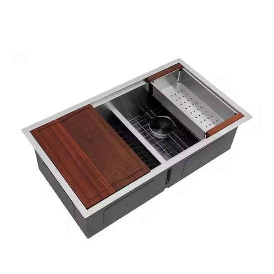 Plumbing - Dcolora, Everbilt, Forclover - Est Retail $3,362- 1plt