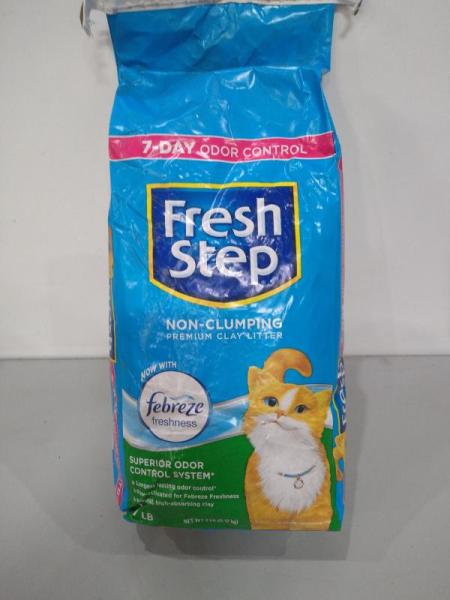 Pallet of Fresh Step Non-Clumping Premium Clay Litters - MSRP $4,336