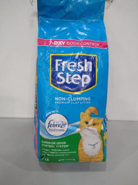 Pallet of Fresh Step Non-Clumping Premium Clay Litter - MSRP $2,212
