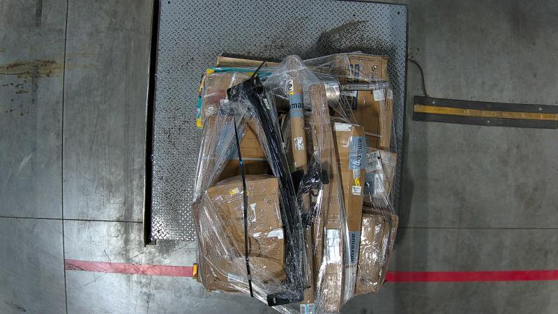 General Merchandise- USA Standard Gear Axle Kit, ECOTRIC Class 3 Trailer Hitch - MSRP $2,904