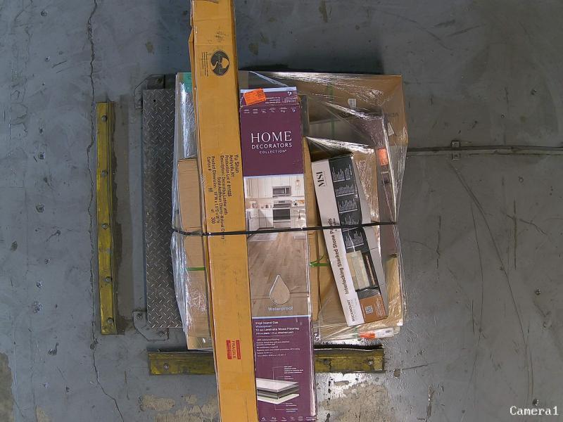 Flooring & Rugs - Beverly Rug, VEIKOUS, Ivy Hill Tile, Florida Tile Home Collection, A&A Surfaces - Est Retail $1,108