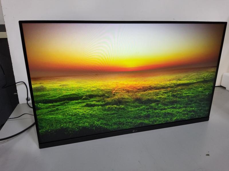 A Grade - LG 27BR400-B 27" Class Full HD Gaming LCD Monitor - MSRP $155