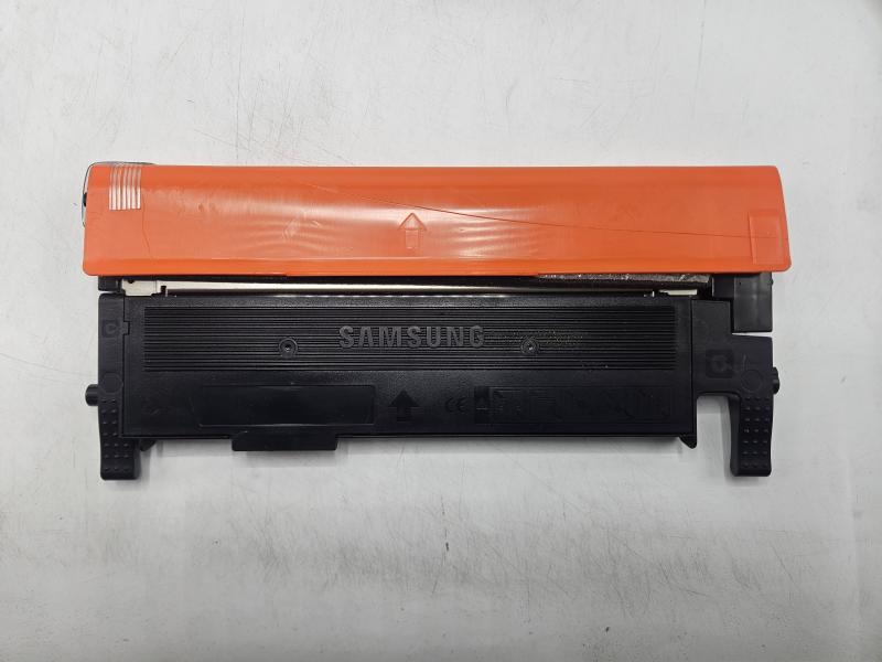 New Genuine OEM Samsung Black Toner CLTC406S-222 Units