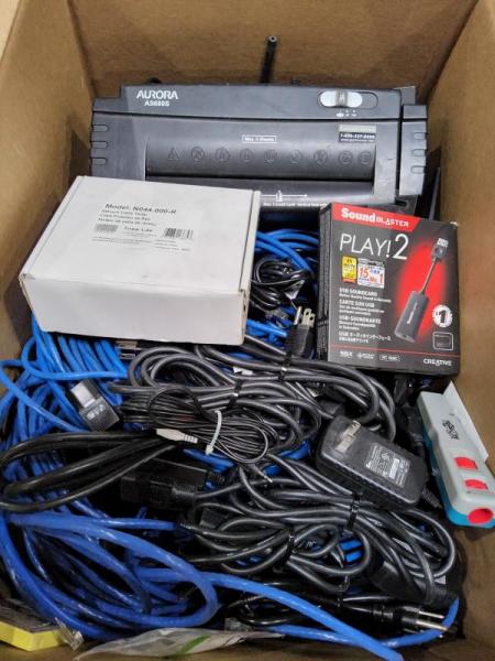 Consumer Electronics - HDMI Extender, Lenovo Thinkpad, Netgear 8 - MSRP $1,155