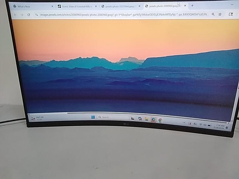 A Grade - LG - 32BR50C-B 32" Full HD Curved Monitor - Matte FreeSync - HDMI/VGA - Black - MSRP $219