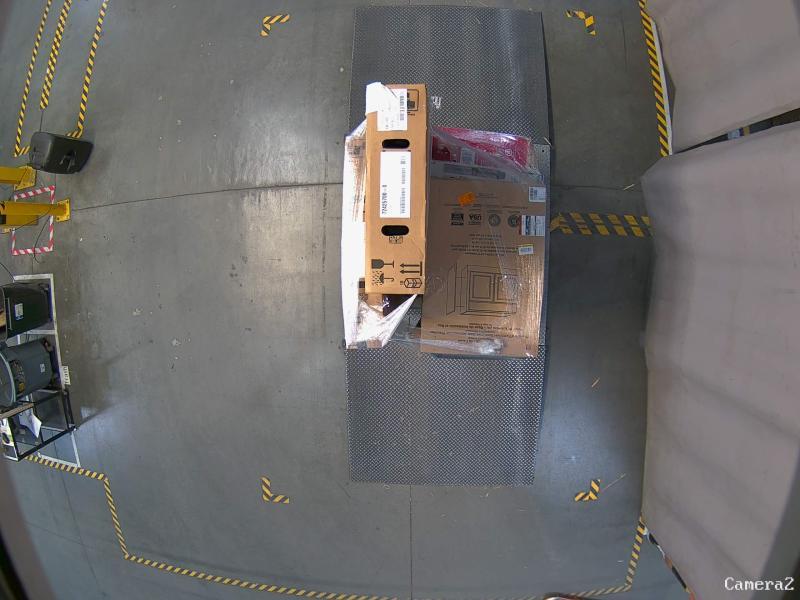 Pallet of Assorted Home Decor - Est Retail $1,370