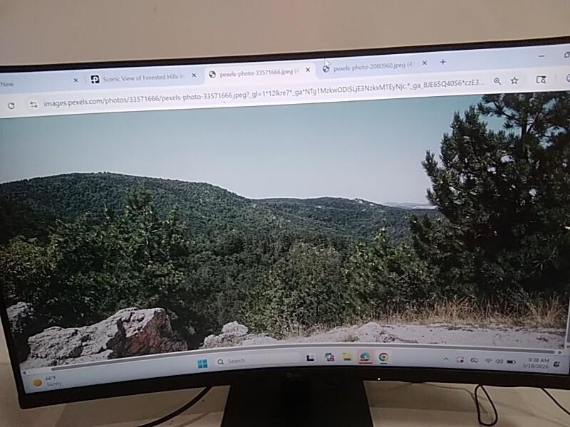 A Grade - LG 32BR50C-B 32" Curved FHD Monitor with 100 Hz Refresh Rate, Black - MSRP $219