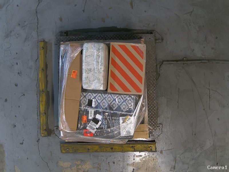 Flooring & Rugs - HaiiMeid, Ivy Hill Tile, Beverly Rug, Calloway Mills, Kraft Tool Co., MSI - Est Retail $859- 2plts