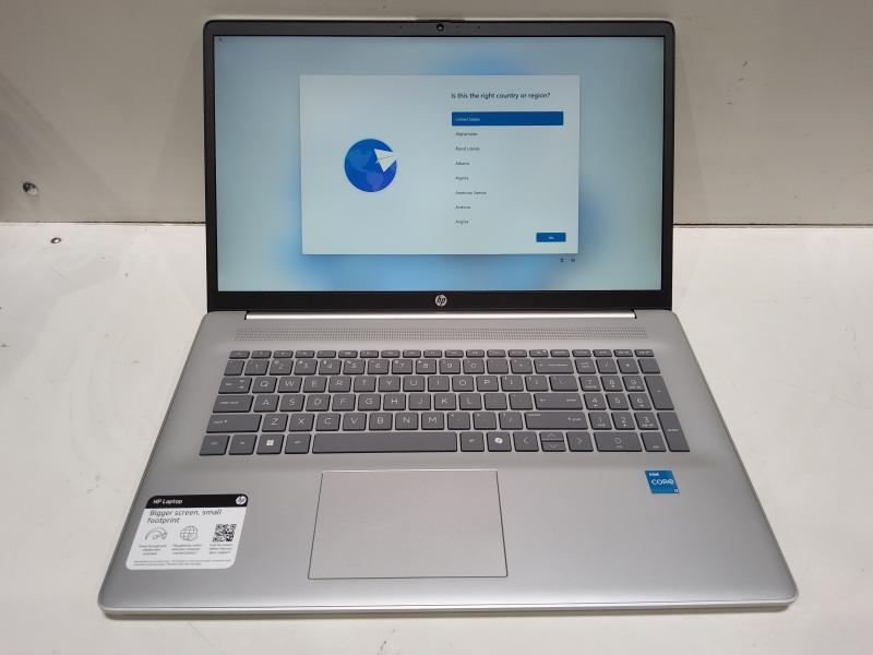 A Grade - HP 17.3" FHD Laptop, Intel Core i3-N305, 8GB RAM, 512GB SSD, Windows 11 Home - MSRP $899