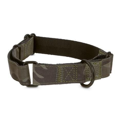 Pallet of Pet Supplies - EveryYay Camo Dog Collars, Geometric Print Collars, Well & Good Grooming Mitts - MSRP $6,091