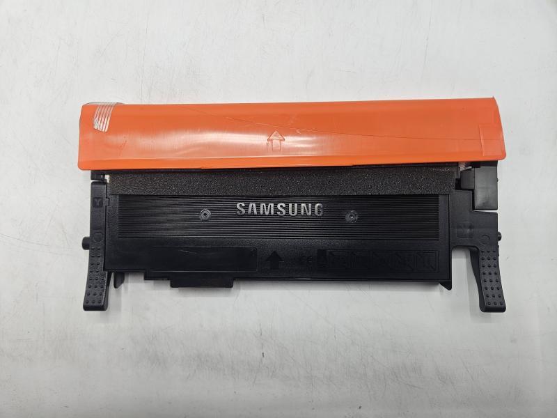 New Genuine OEM Yellow Samsung Toners CLTY406S-219 units