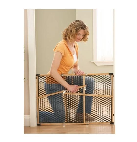 Truckload- General Merchandise - Delta Children Princess Crown Toddler Table/Chair Sets, Safety 1st Gates -MSRP $36,055