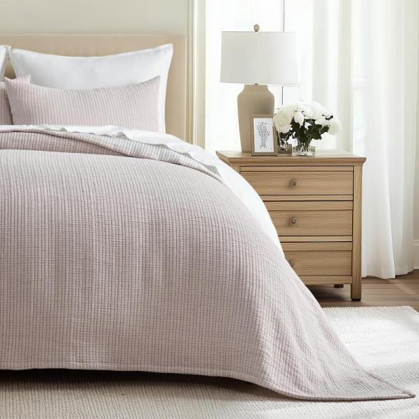 Home - EVERGRACEHOME Cotton Bedspread King, Color Nymph Kids Makeup Kits, EAGLOG Swan Wall Arts - MSRP $14,921