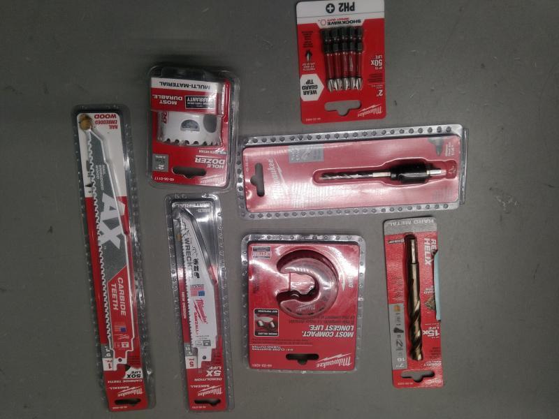 General Merchandise - Bestgoods 4 Piece Silver Chopper, Reversible Blanket 3 Pcs, Milwaukee The Wrecker - MSRP $2,049