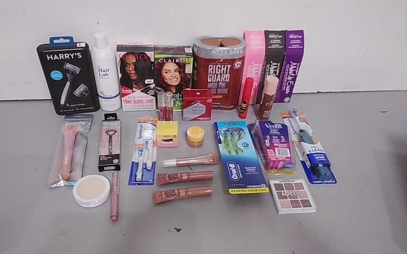 Health and Beauty - Indeed Snoxin Facial Line Fighter Serum, Harry's Razor, Old Spice Pomade - MSRP $20,465
