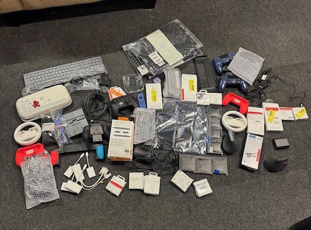 Logitech, Nintendo, Dell & More