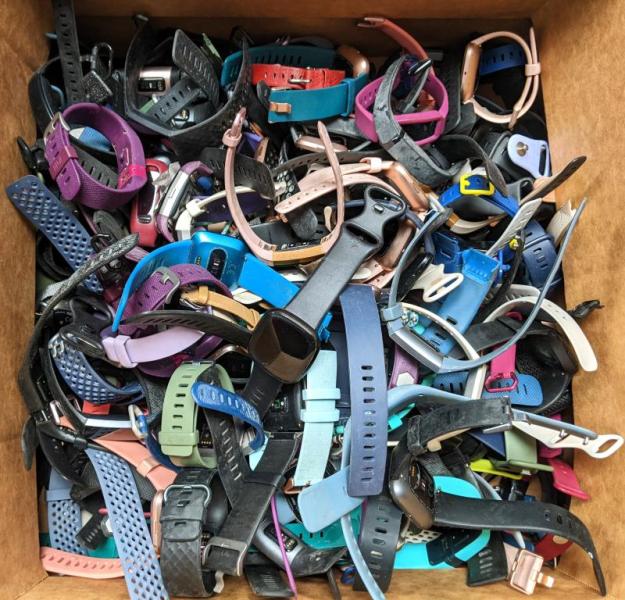 Mixed Fitbit Smartwatches , 200 Units, Refurb, MSRP $30,000