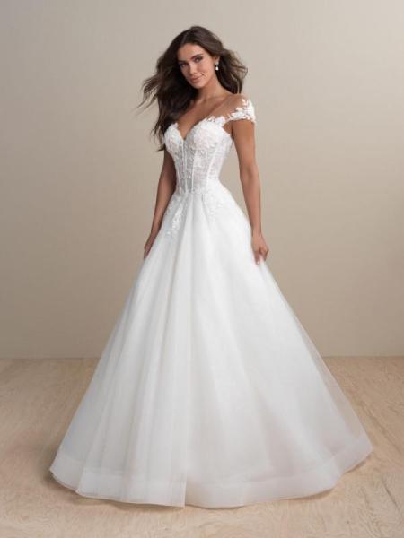 12 Wedding gowns Bridal MSRP $20,877