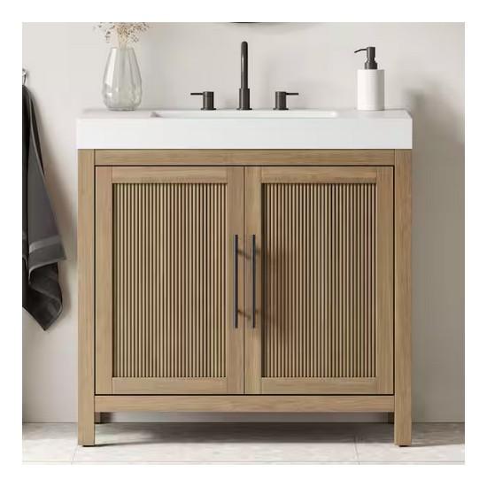 Kitchen & Bath - Glacier Bay, LuxHomez, Hampton Bay - Est Retail $958- 2plts