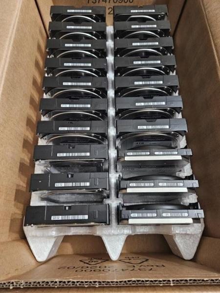 HARD DRIVES - WESTERN DIGITAL (WD) - 12TB, 10TB, 4TB 3.5" SATA DRIVES