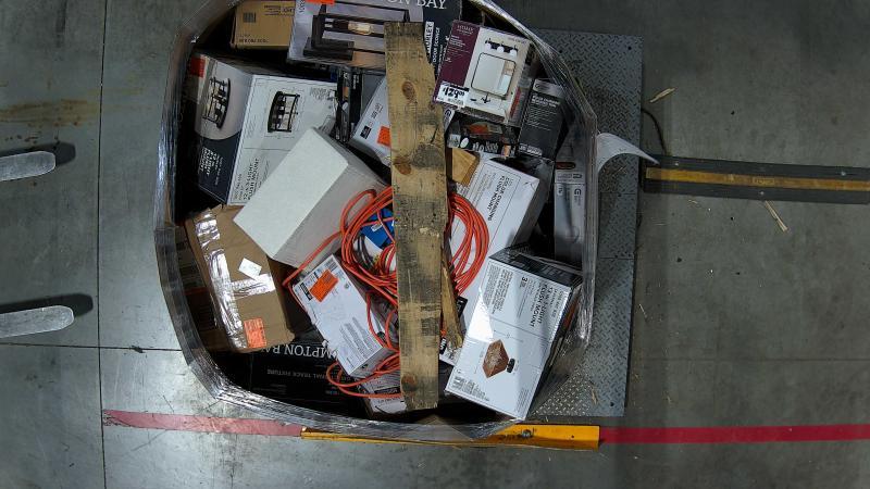 Lighting & Electrical - DEWALT, Commercial Electric, HDC, Hampton Bay, Husky, HELP, Carlon - Est Retail $4,247