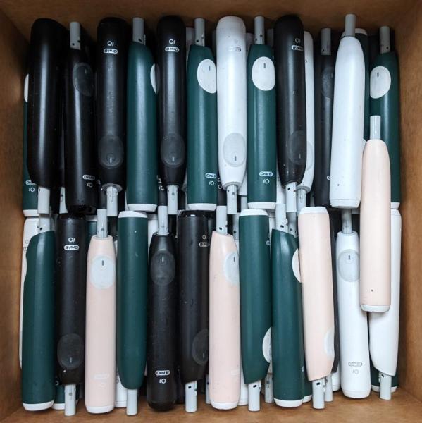 Oral-B 3770 IO Electric Toothbrushes, 250 Units, Refurb, MSRP $20,000