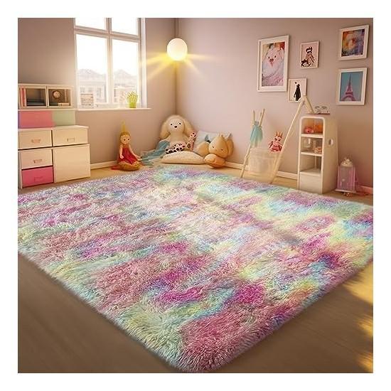 Ophanie Area Rug, HomeSmart Weighted Blanket, Beckham Bed Pillows - MSRP $1,483