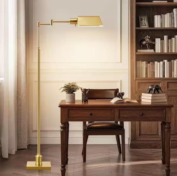 Lighting & Electrical - NatySwan, BLACK+DECKER, Uolfin - Est Retail $2,792- 1plt