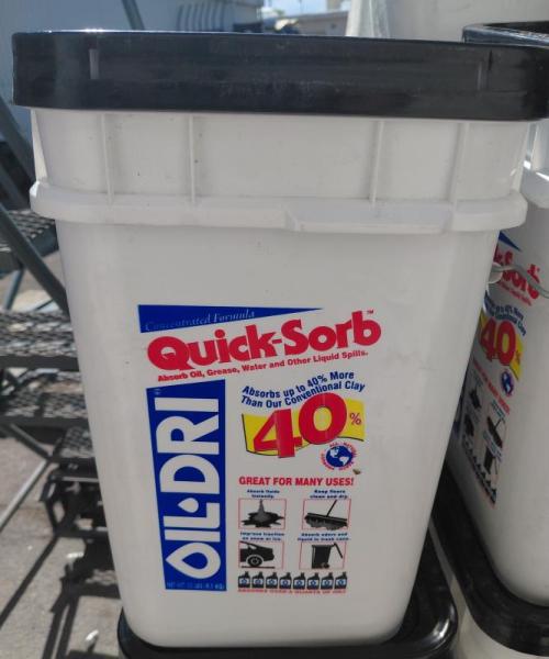 (45) Oil-Dri Quick-Sorb Concentrated Oil Absorbent 20 lbs Bucket