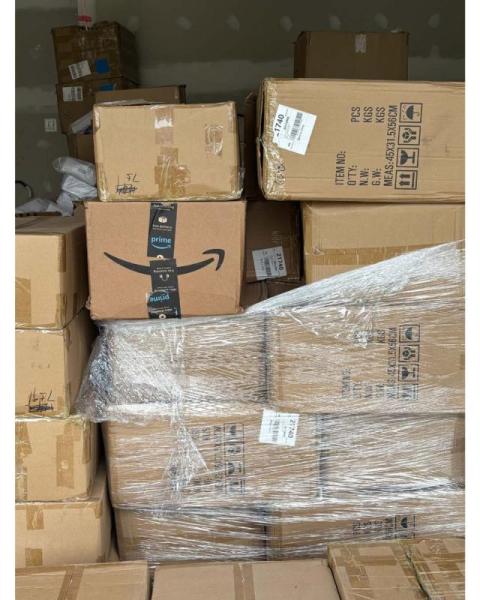52 Units Vernte Grade (A) Audio & Wearables Lot MSRP $7,300