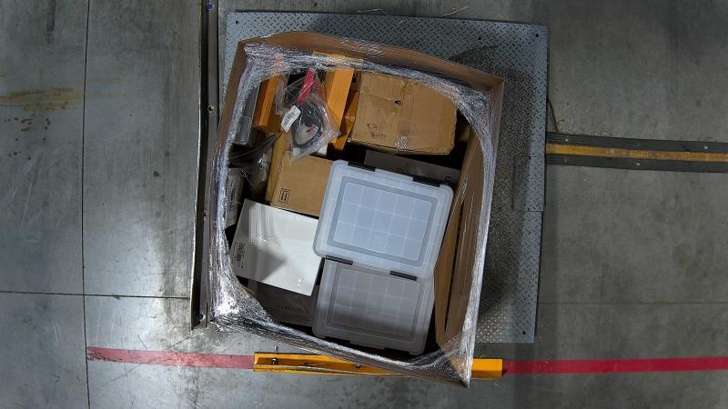 General Merch - Lenovo ThinkPad X1 Laptop, Hoover Vacuum, Step Can Trashcan - MSRP $9,660