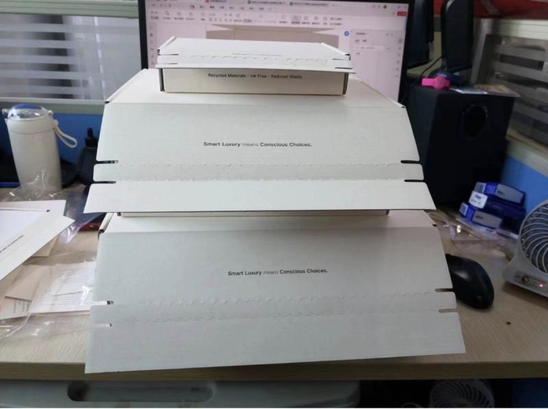 Wholesale e-commerce shipping boxes 3M adhesive closure - 1620 units MSRP $5,331