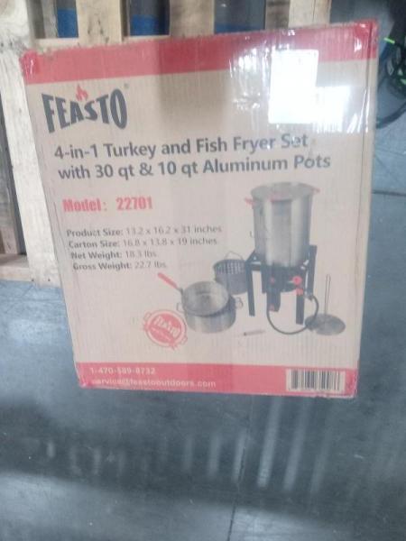 Fopunb Metal Litter Box, Feasto Turkey Fryer, Holdrite QuickStand Water Heater Stand - MSRP $2,234