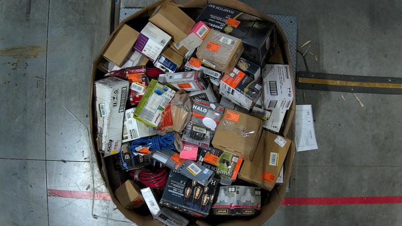 Lighting & Electrical - DEWALT, Zinsco, GE, Google, Kichler, Wyze, Uolfin, Square D, Feit Electric - Est Retail $9,354