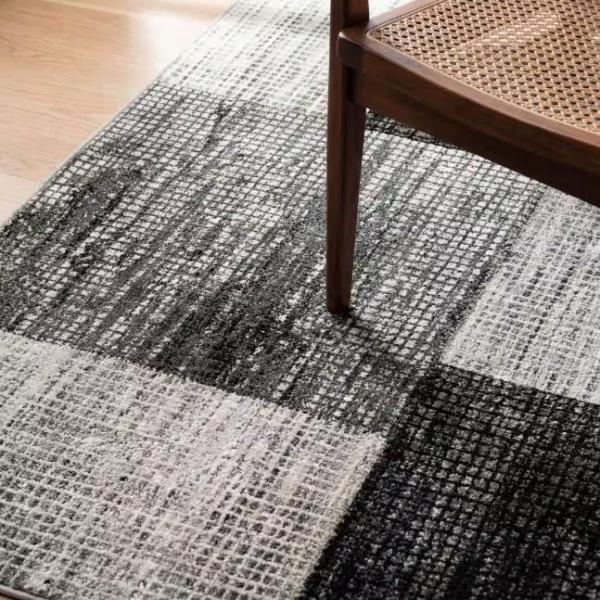 Flooring & Rugs - HDC - Est Retail $1,591- 1plt