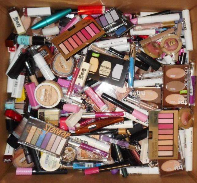 500ct Name Brand Assorted Cosmetics Imperfect $4400+