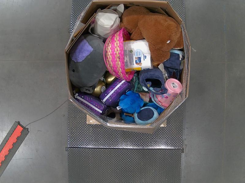 General Merchandise - Sega Sonic Hedgehog Plush Basket, Peeps Blue Bunny Plush - MSRP $2,734