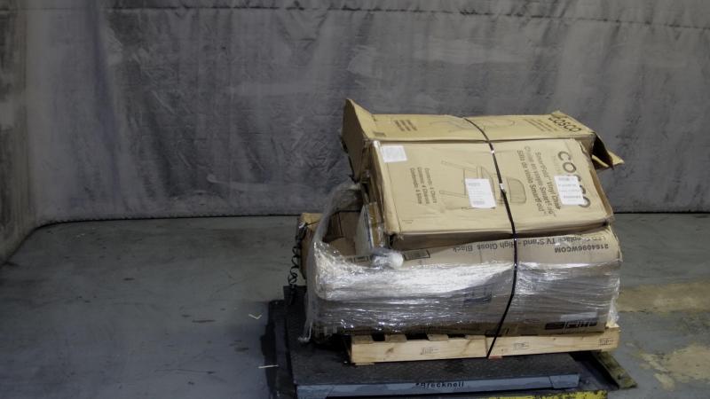 Pallet of Furniture