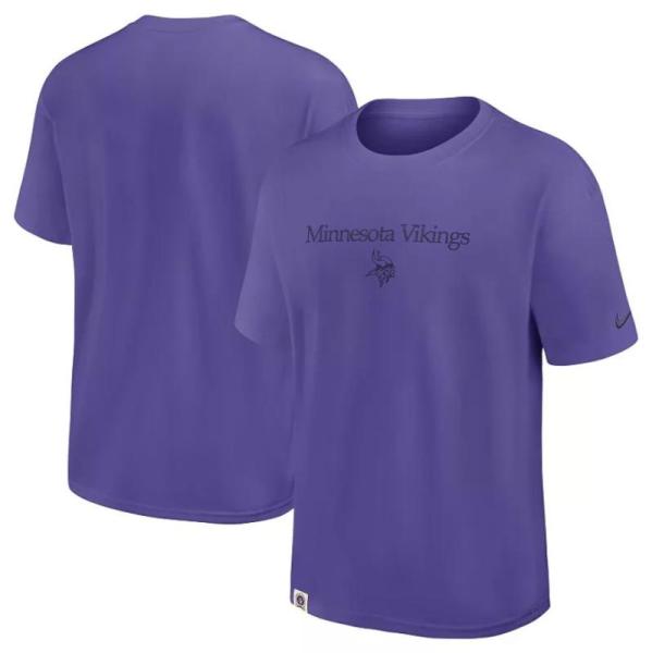 2 Pallets of Licensed Sports Apparel, Adult Athletic Apparel & More - MSRP $62,452