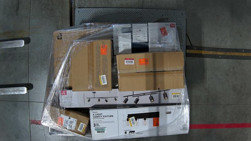 Lighting & Electrical - Y'INSP, Kichler, Zevni, HDC, EXCELLO GLOBAL PRODUCTS, Hampton Bay - Est Retail $9,588- 3plts
