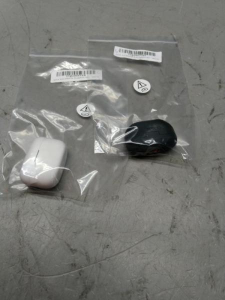 C Grade - Audio - Sony Bluetooth & Noise Cancelling Earbuds & Headphones - MSRP $2,029