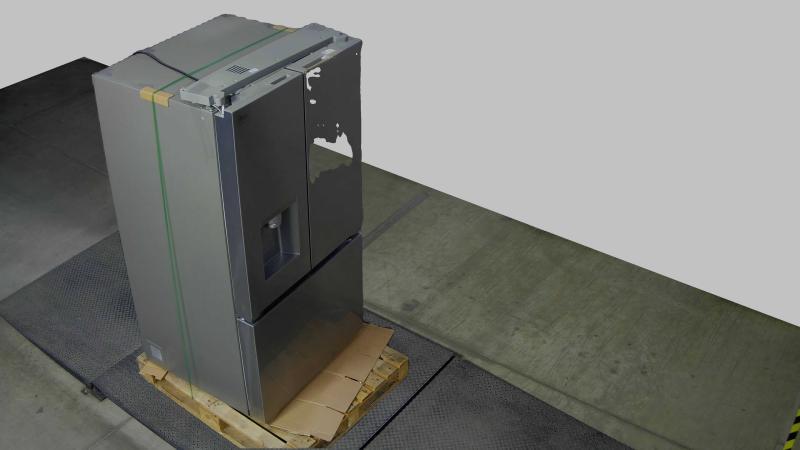 Appliances - LG LRYXS3106S - MSRP $2,295