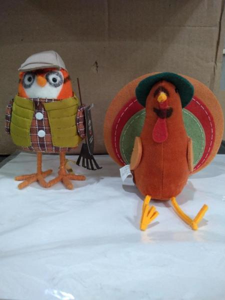Parcel of Fall & Halloween Items - MSRP $125